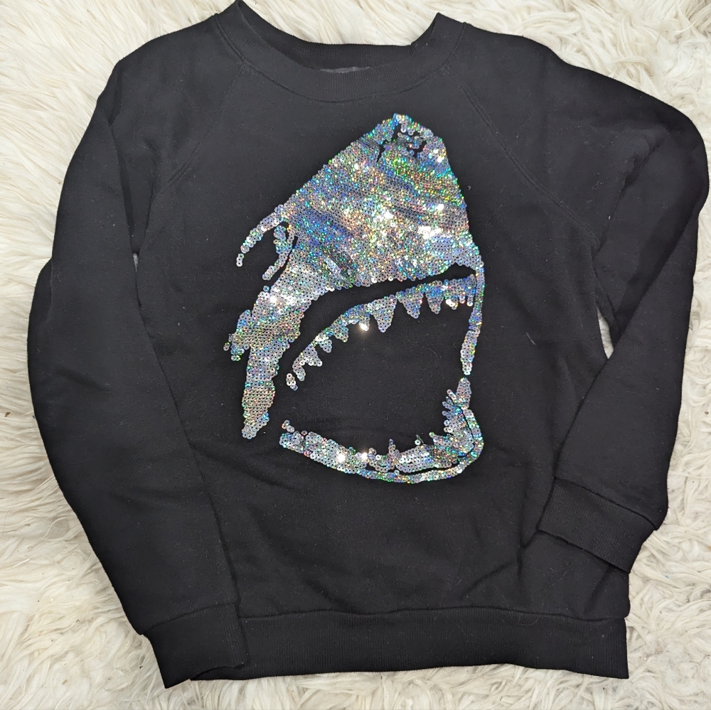 Sequined shark sweatshirt